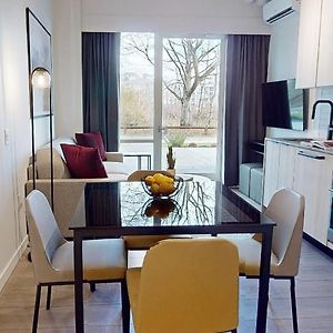 One-Bedroom King Suite